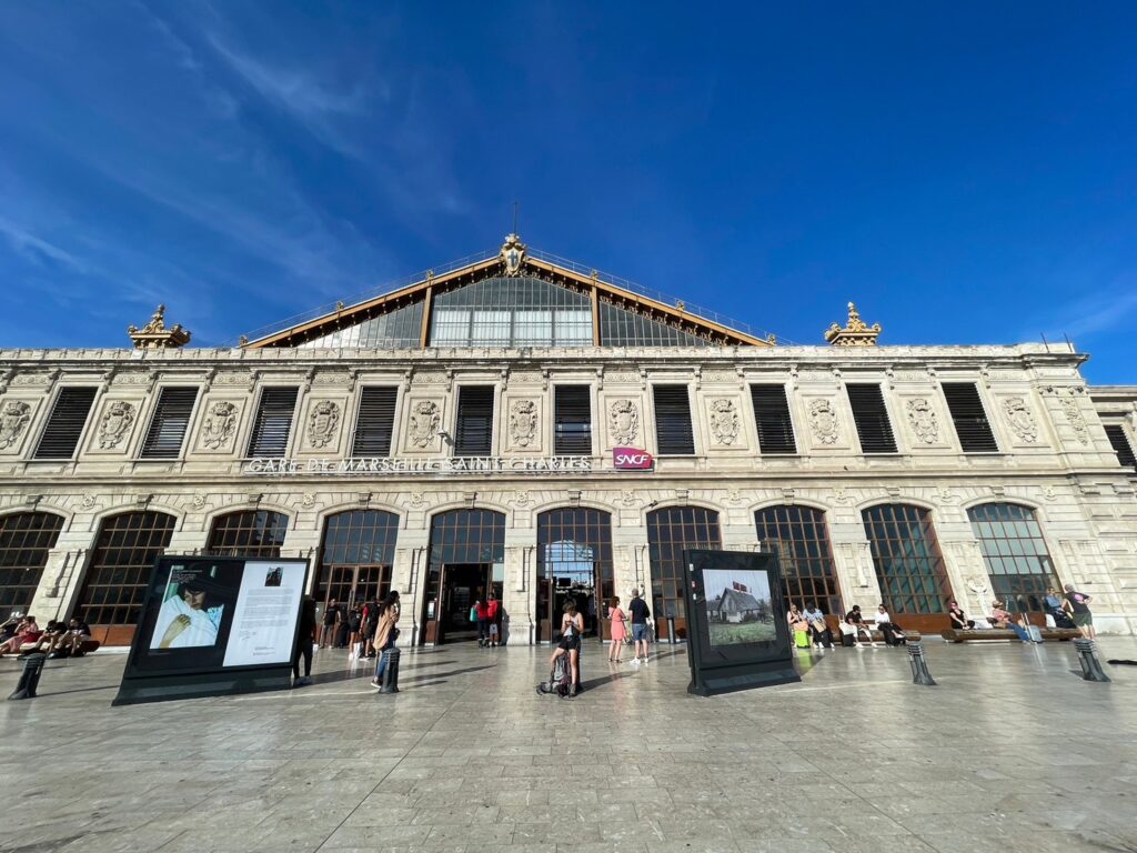 マルセイユ・サン=シャルル駅正面