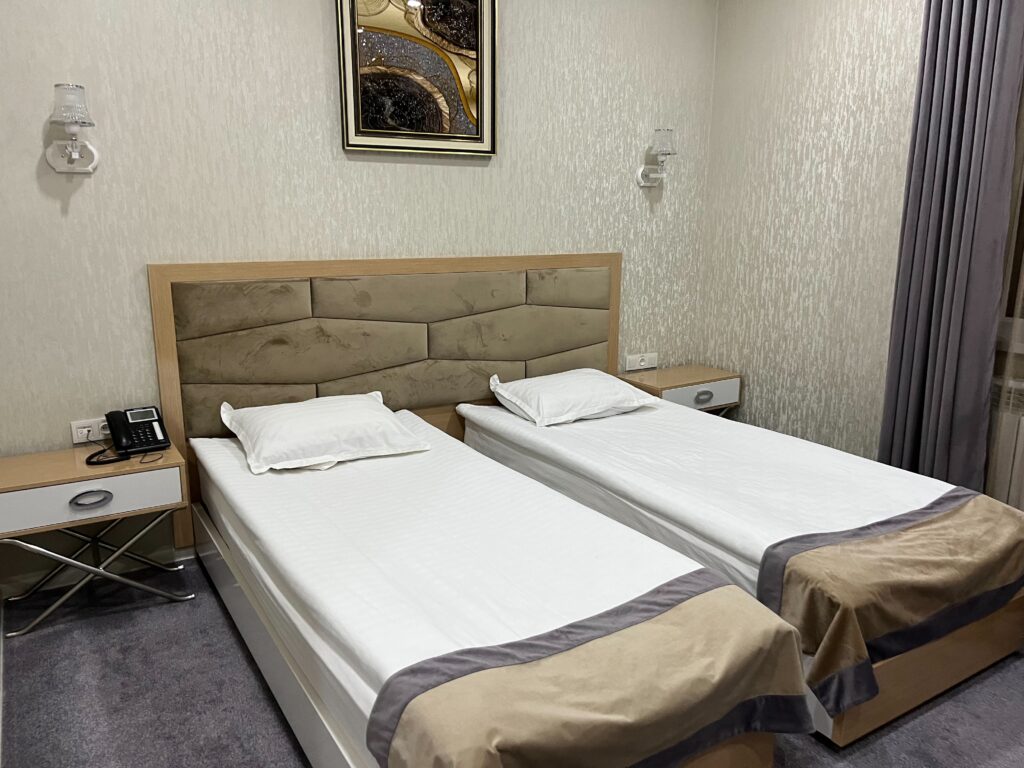 Amirun Hotel ホテルのベッド ウズベキスタン